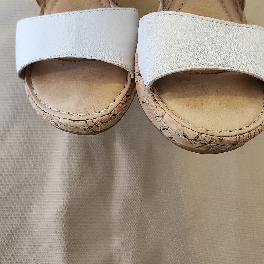 Born Fleet White Sandals Genuine Leather Women Size 9m - Picture 4 of 8